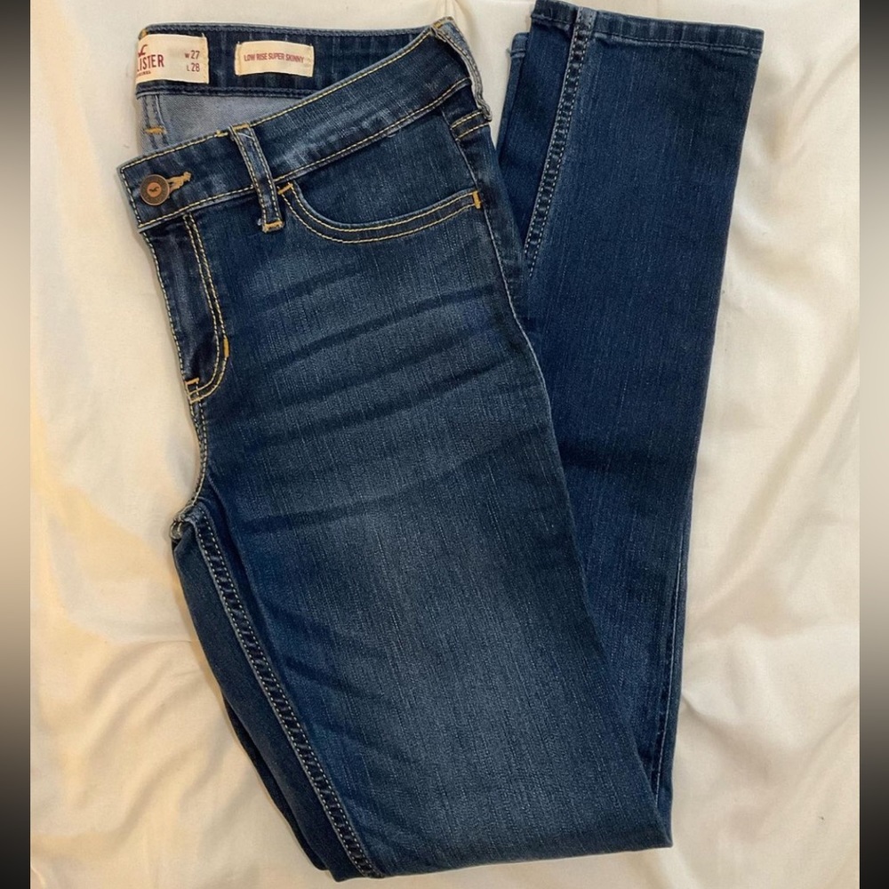 Hollister Low Rise Supper Skinny Jeggings